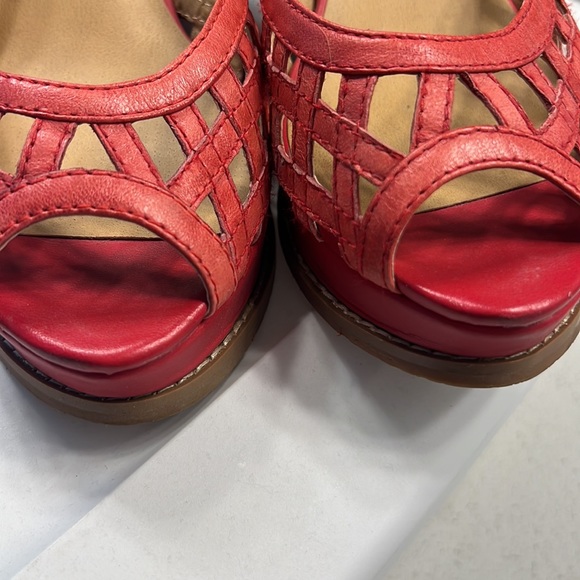 Miz Mooz Red Leather Strappy Wooden Platform Sandals Women Miz mooz red platforms